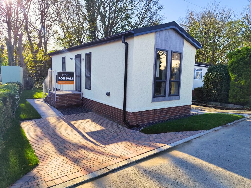 Property photo 2 of 10