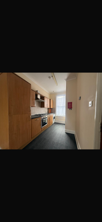 Property photo 1 of 5 Kitchen