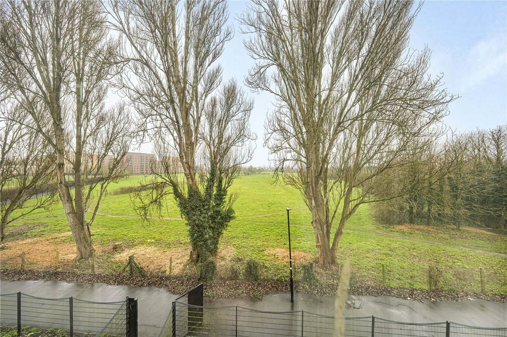 Property photo 3 of 10 Picture 3