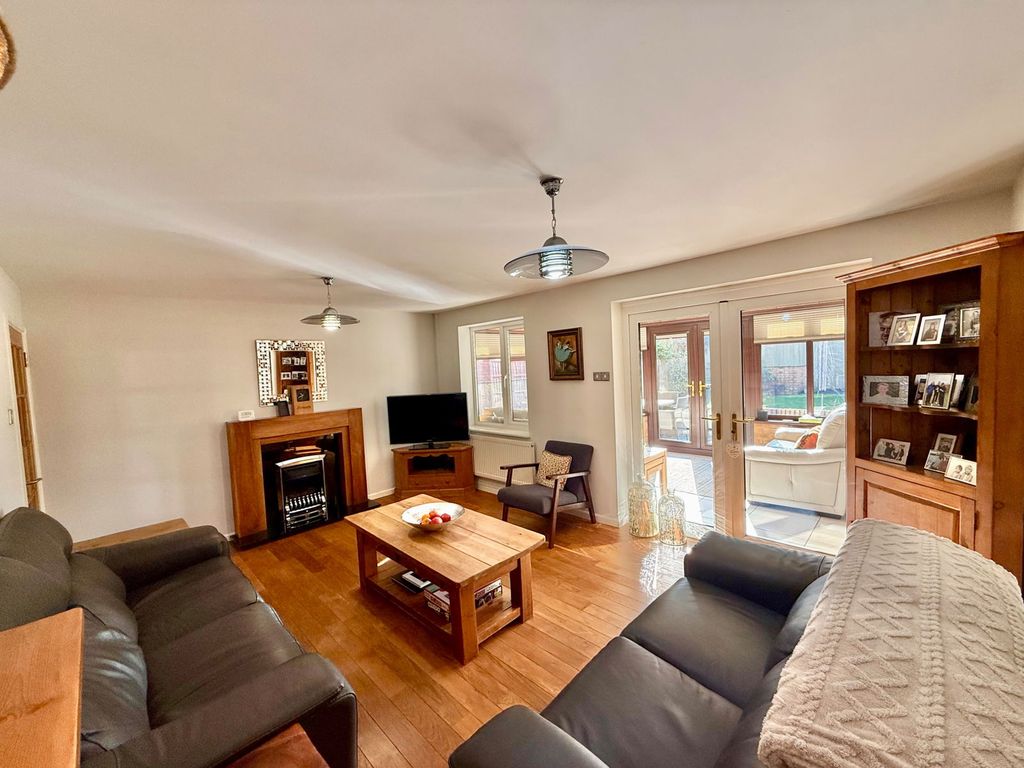 Property photo 3 of 22