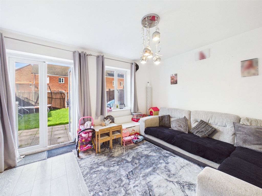 Property photo 2 of 10 Picture No. 04
