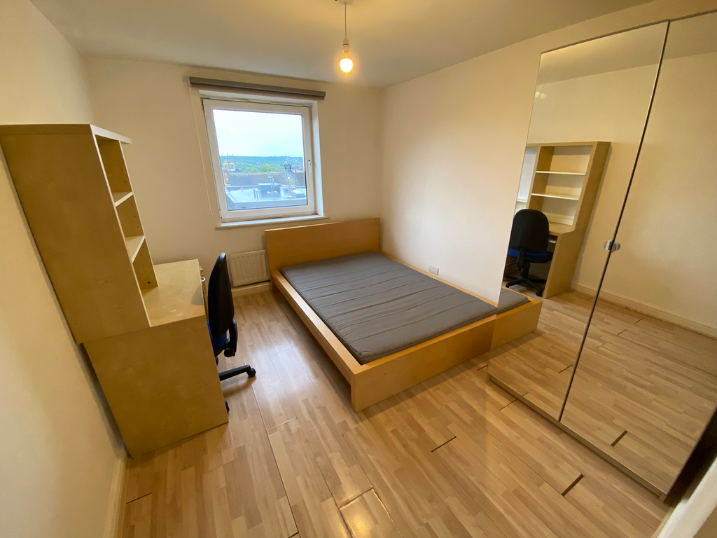 Property photo 1 of 5