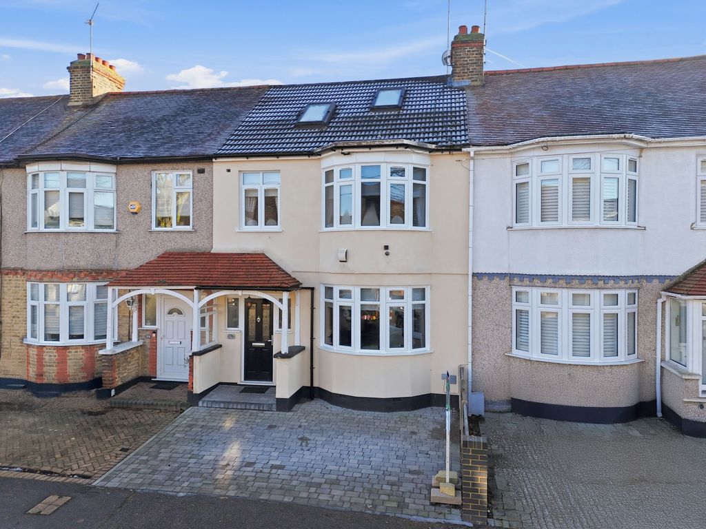 Property photo 1 of 27