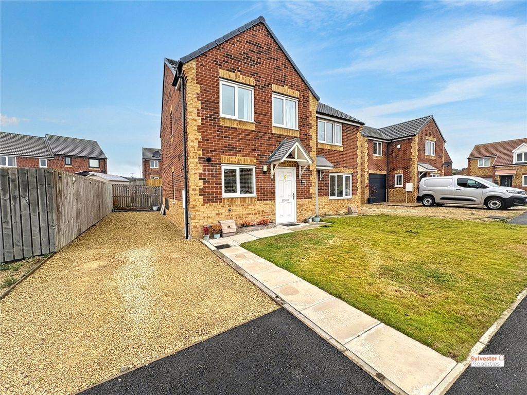 Property photo 2 of 24 Picture No. 25