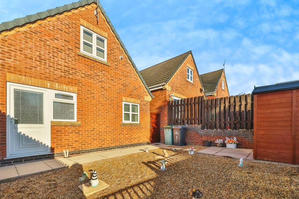 Property photo 3 of 20 Rear Garden