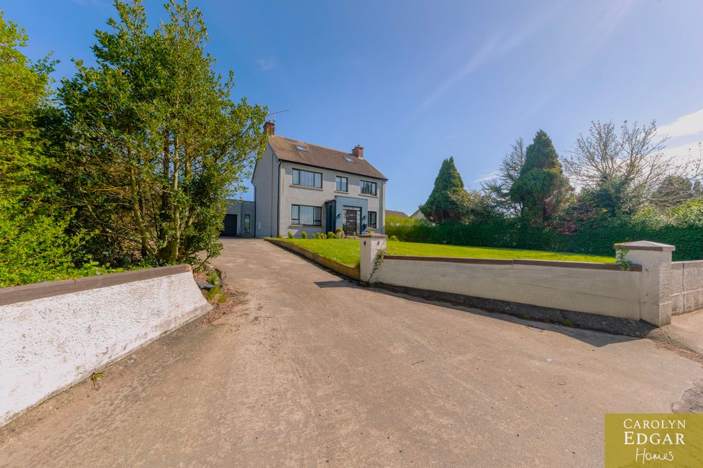 Property photo 1 of 52 015