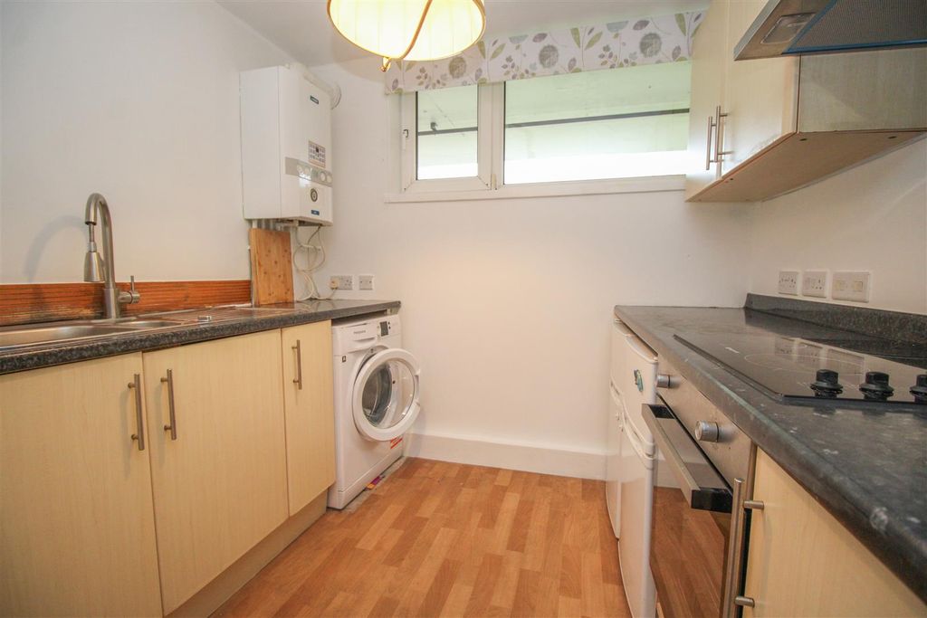 Property photo 3 of 6 Img_8630.Jpg