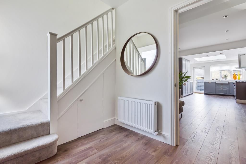 Property photo 3 of 10 Hallway