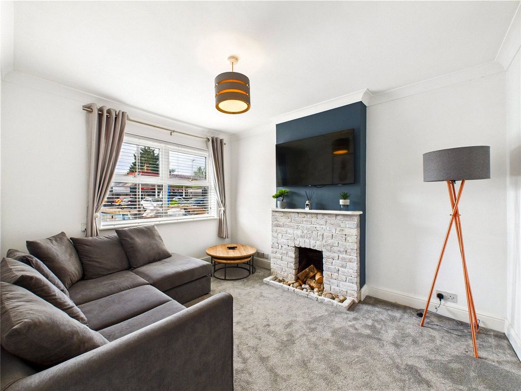 Property photo 2 of 9 Picture 2