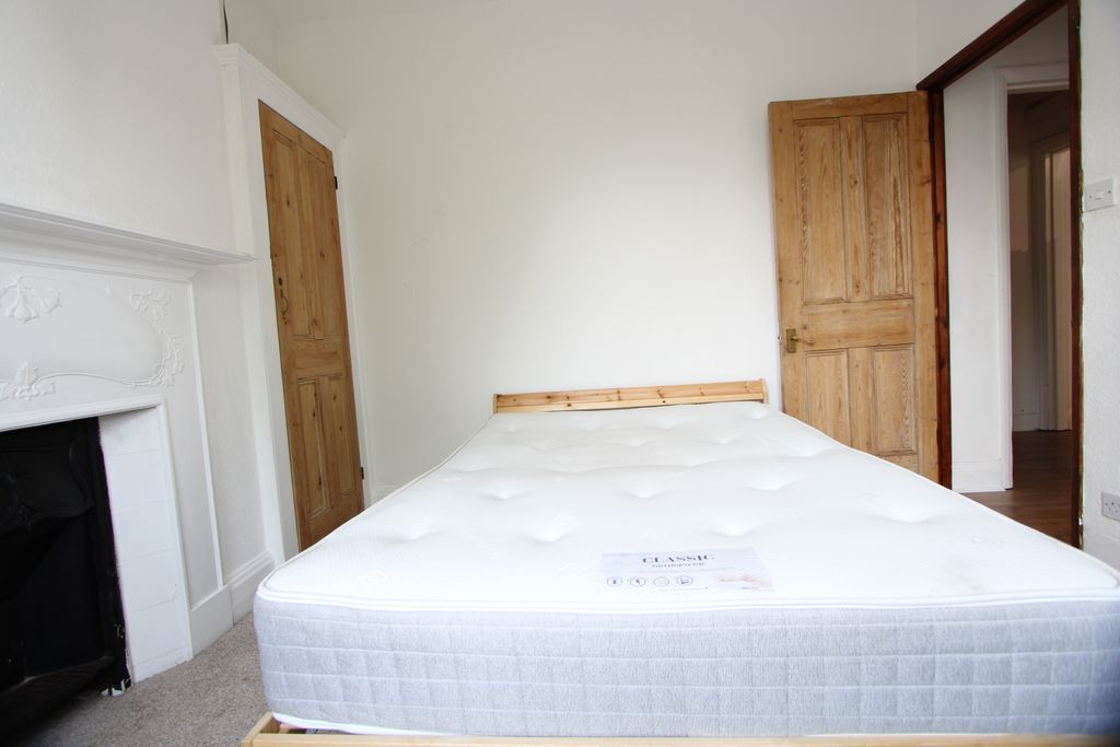 Property photo 2 of 2