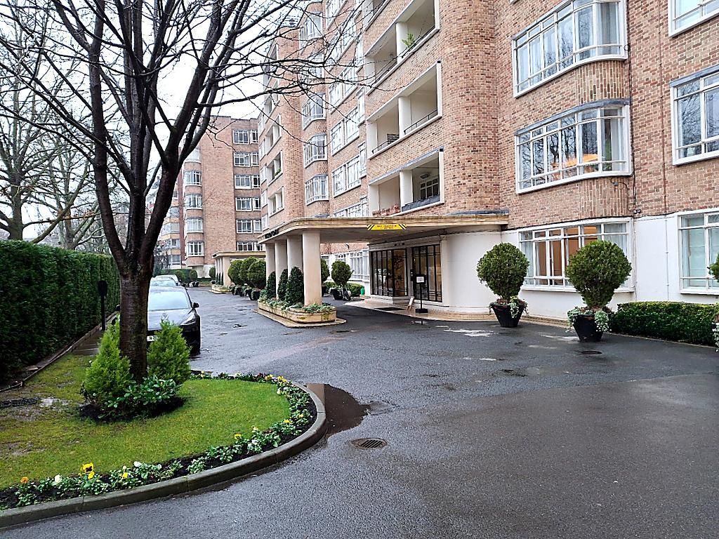 Property photo 1 of 9 Main Entrance