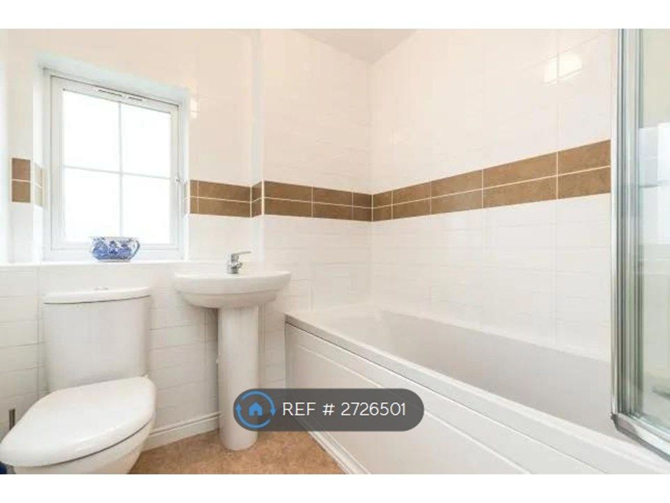 Property photo 2 of 9 Main Bathroom