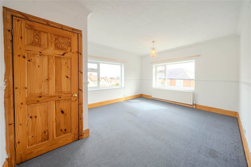 Property photo 2 of 21 Picture No. 10