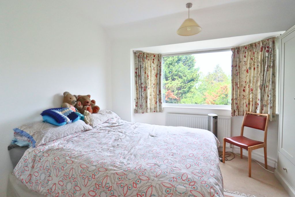 Property photo 2 of 7