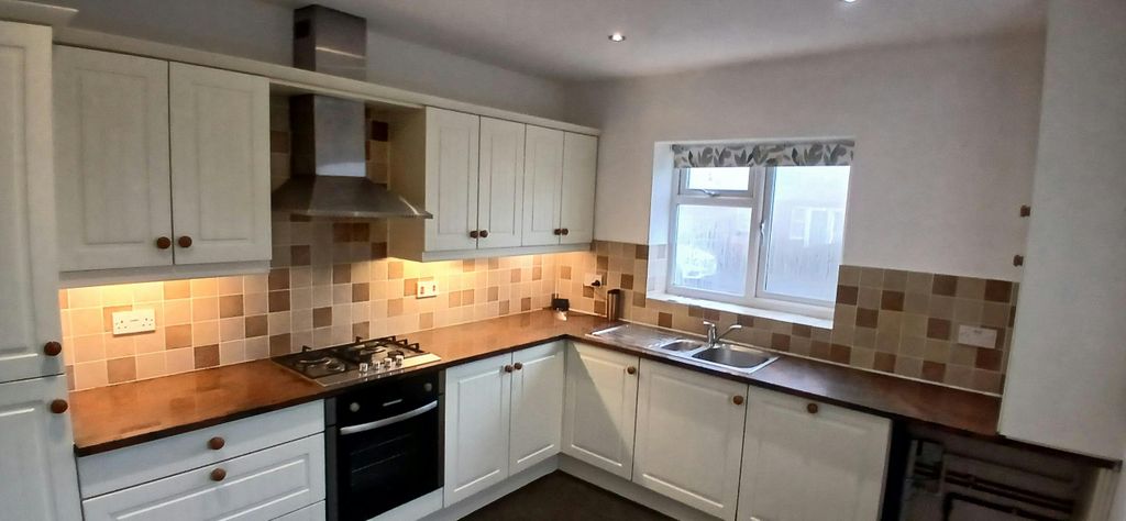 Property photo 3 of 15 20260113_110521.Jpg