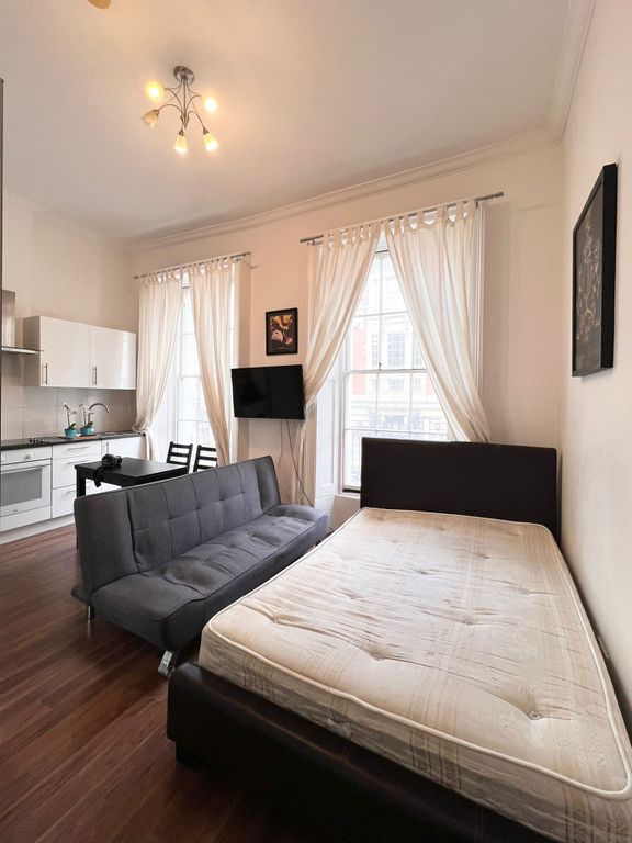 Property photo 2 of 6