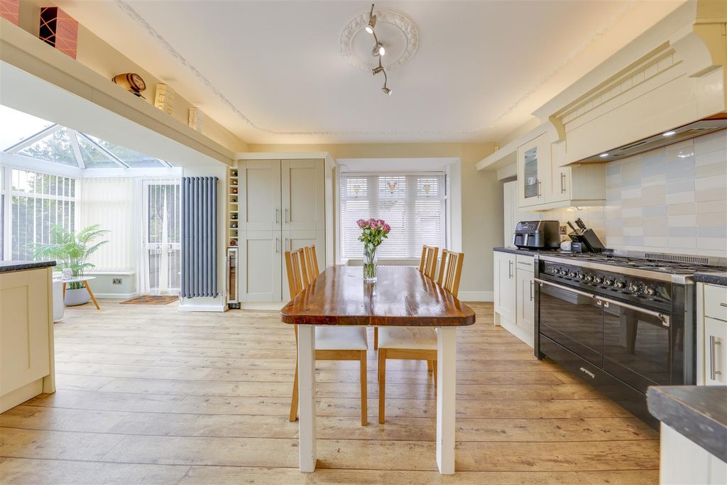 Property photo 2 of 49 Open Plan Kitchen / Dining