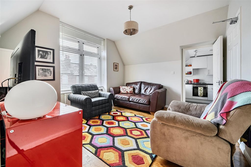 Property photo 2 of 20 Living Room