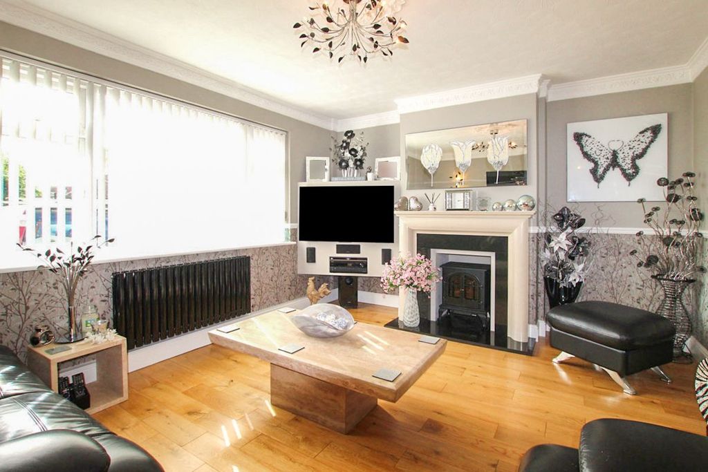 Property photo 1 of 29