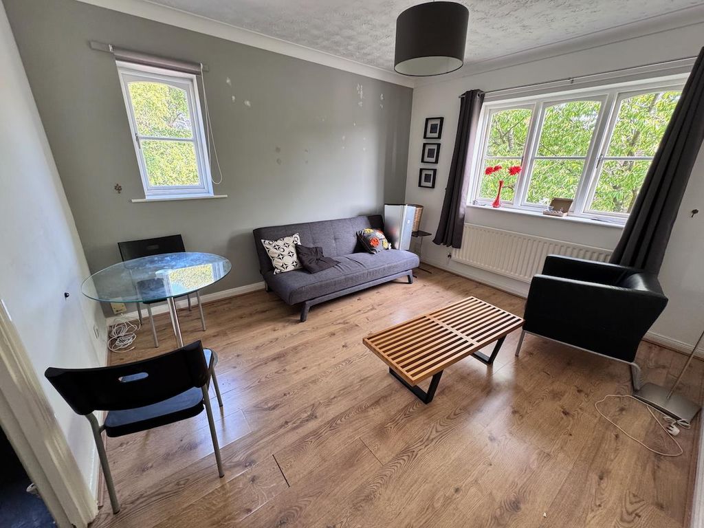 Property photo 2 of 11 Img_1020.Jpeg