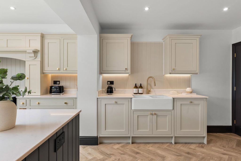 Additional image 8 of 4 bed detached house for saleOlive Tree Farm, Bowerland Lane. RH7