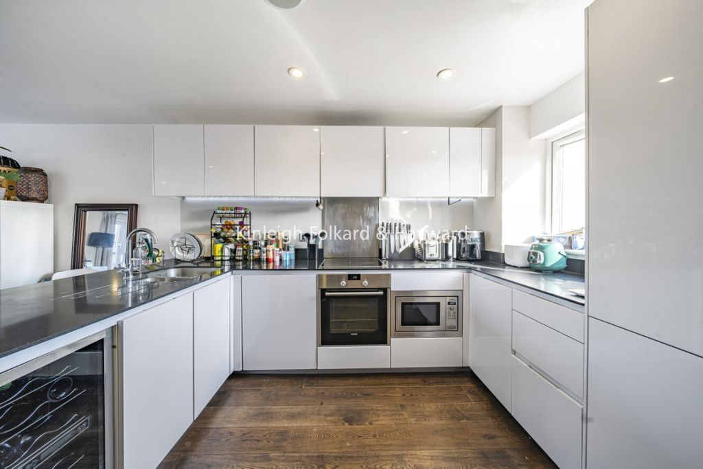 Property photo 2 of 21 B4Fcfb9E-5478-451F-A