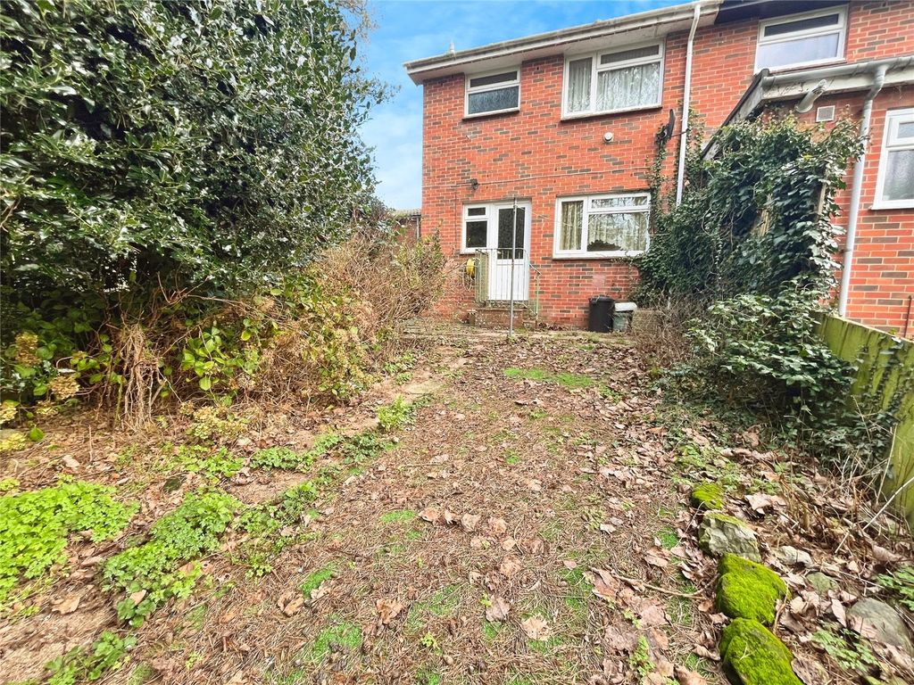 Property photo 2 of 15 Picture No. 04