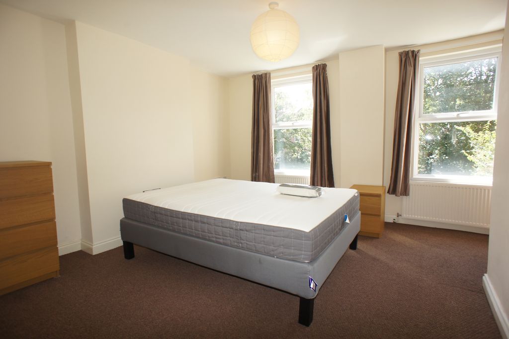 Property photo 3 of 17 Bedroom 2