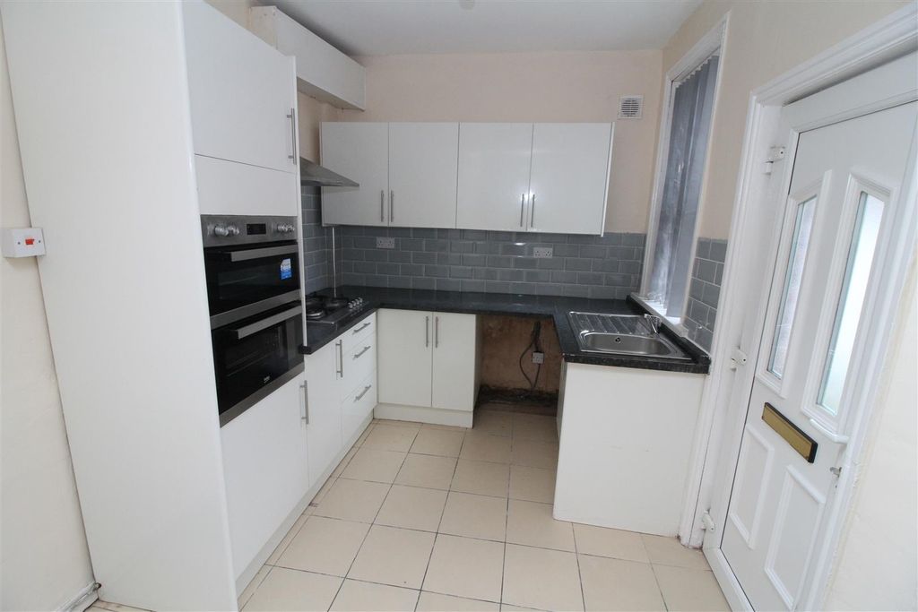Property photo 3 of 9 Img_3234[1].Jpg