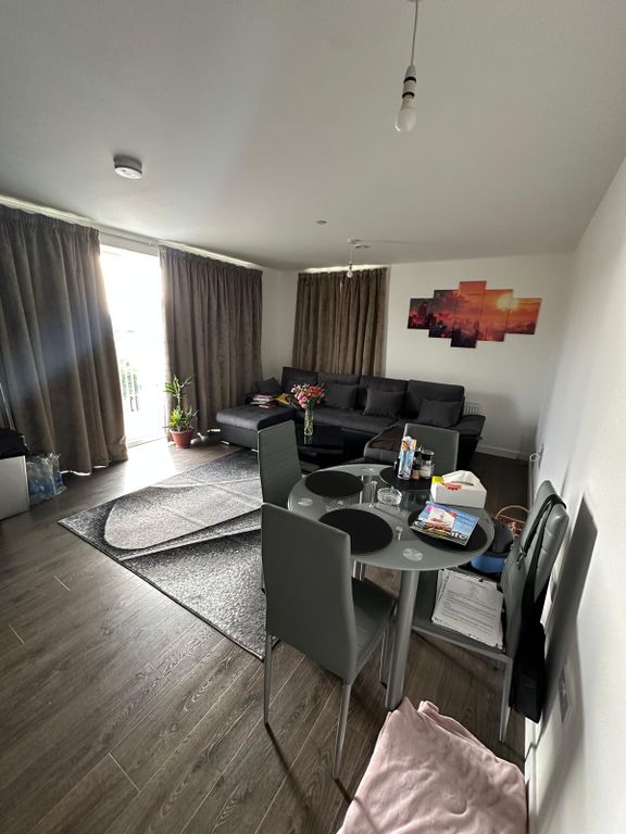 Property photo 2 of 18