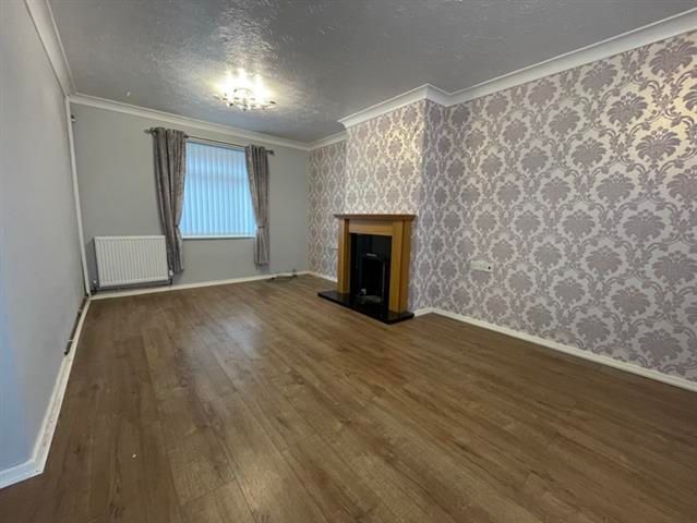 Property photo 3 of 10 Living Room