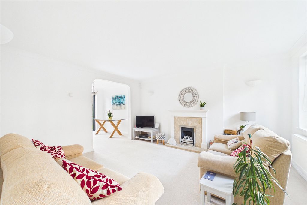 Property photo 2 of 10 Picture No. 05