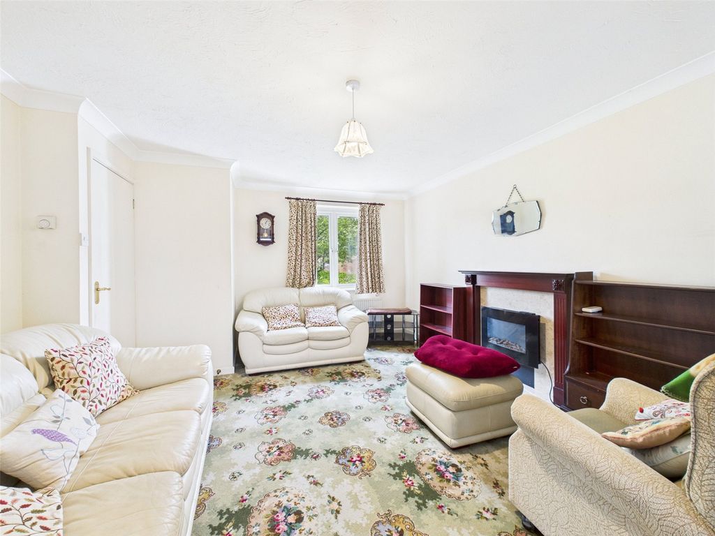 Property photo 3 of 12 Picture No. 04