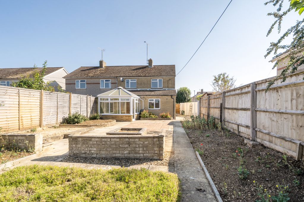 Property photo 1 of 19 148769915