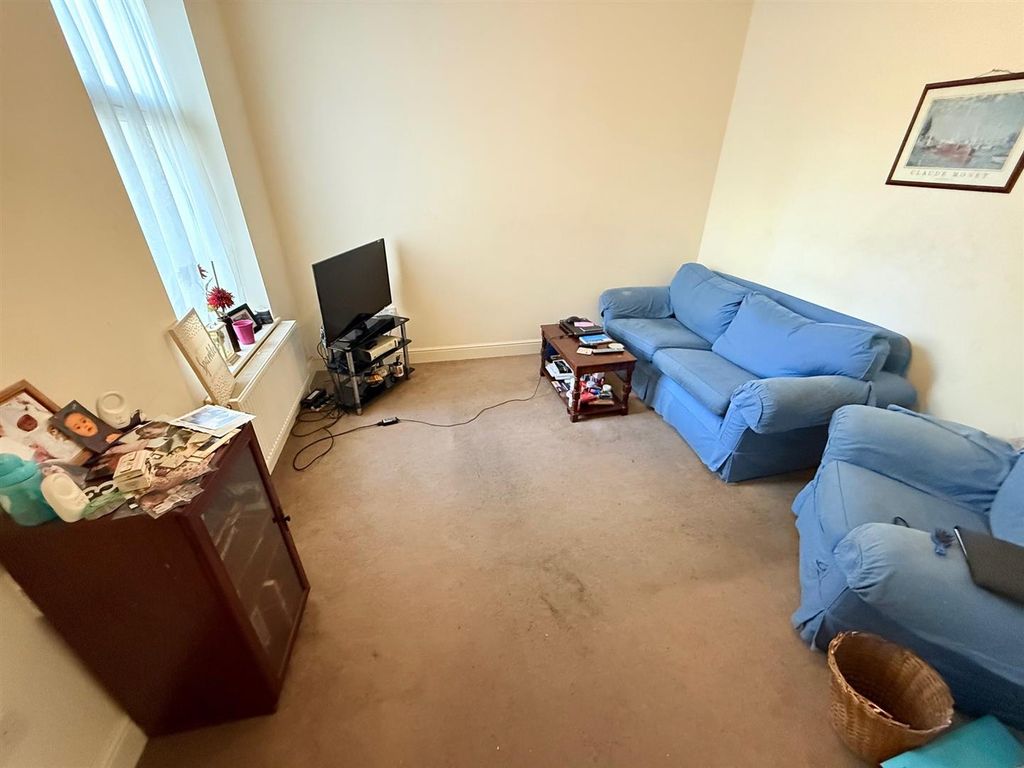 Property photo 3 of 15 Dining Room