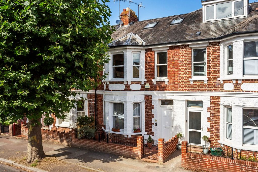 Property photo 1 of 46