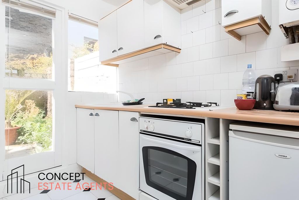 Property photo 3 of 5