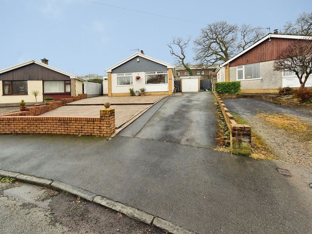 Property photo 1 of 28