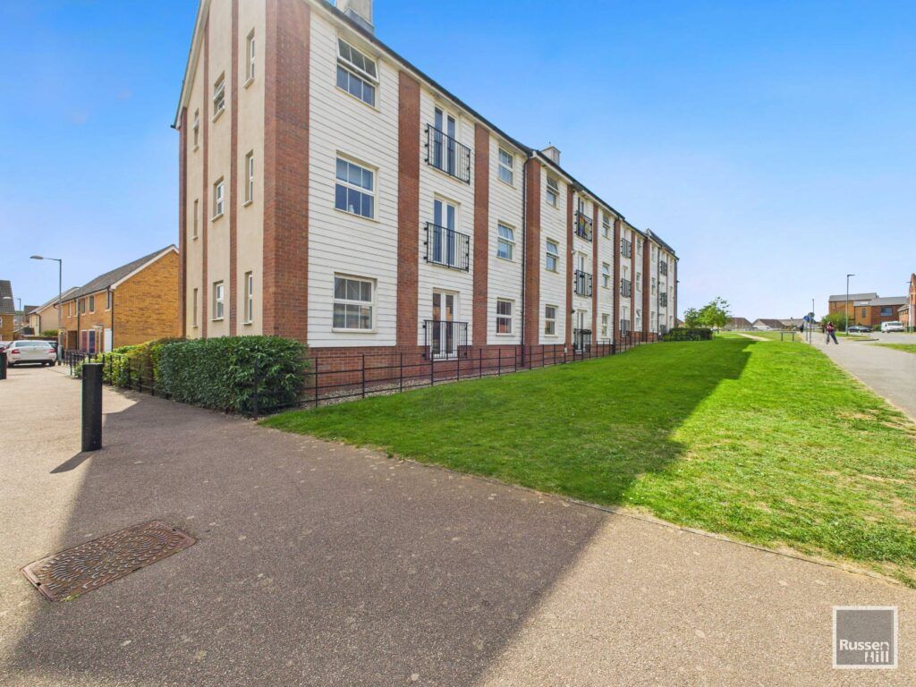 Property photo 1 of 9
