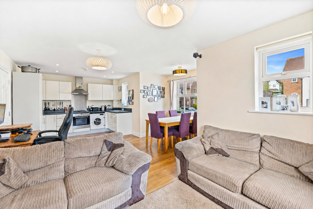 Property photo 2 of 14