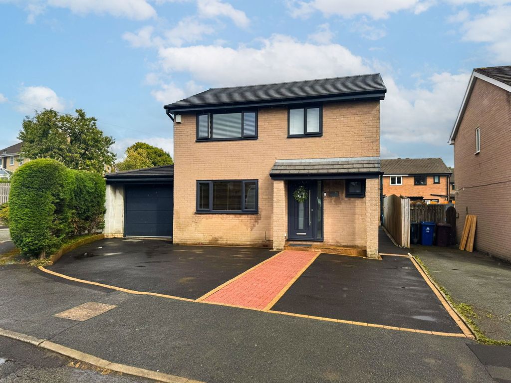 Property photo 1 of 50