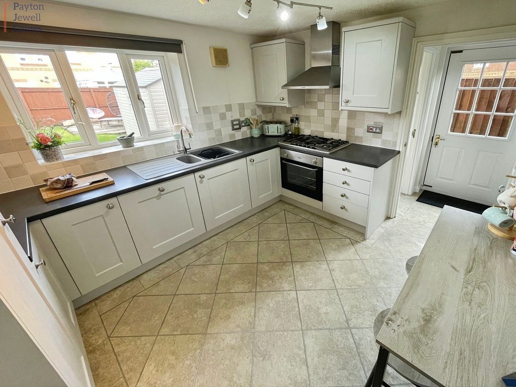 Property photo 3 of 20 Not Specified