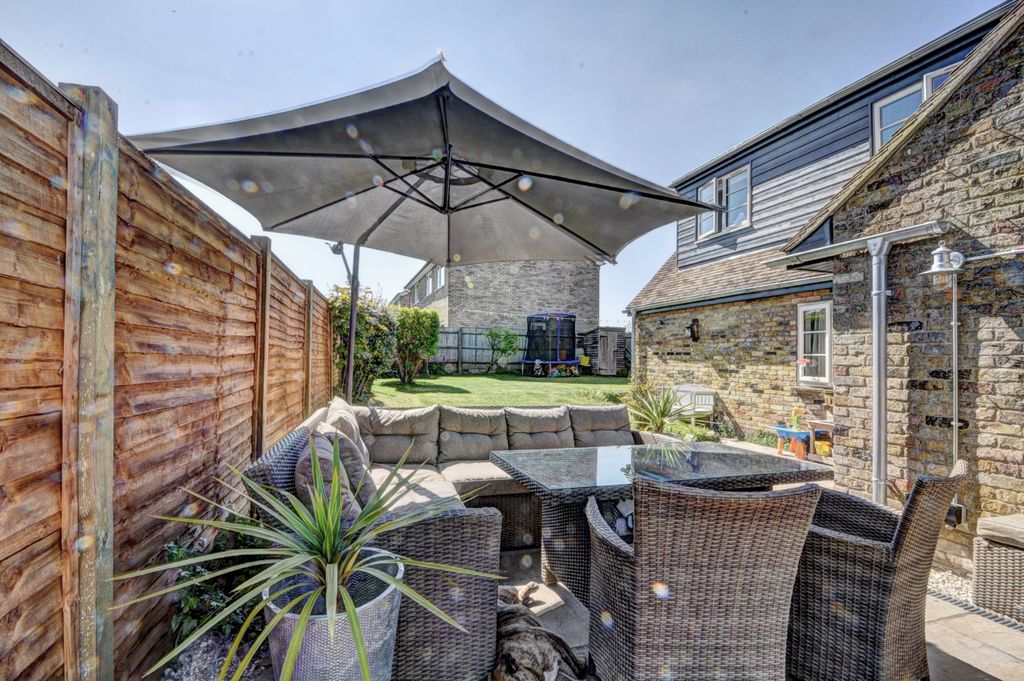 Property photo 3 of 17 3530-Hr-4