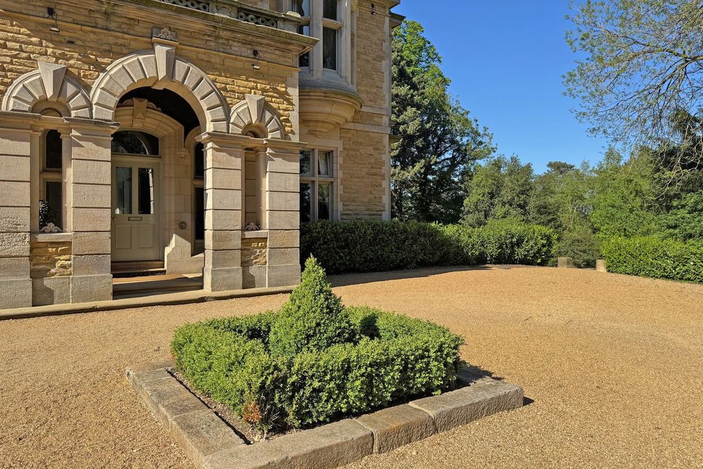 Additional image 19 of 2 bed flat for saleHemsworth Walk, Highfield House HG4