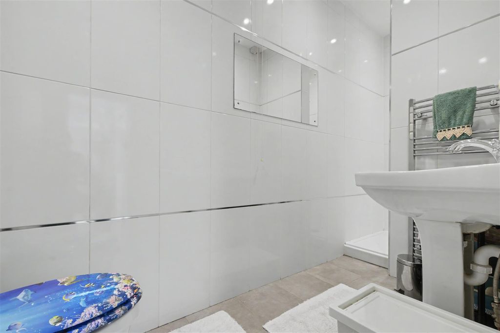 Additional image 10 of 4 bed detached bungalow for saleOakfield Road, Stapleford, Nottingham NG9