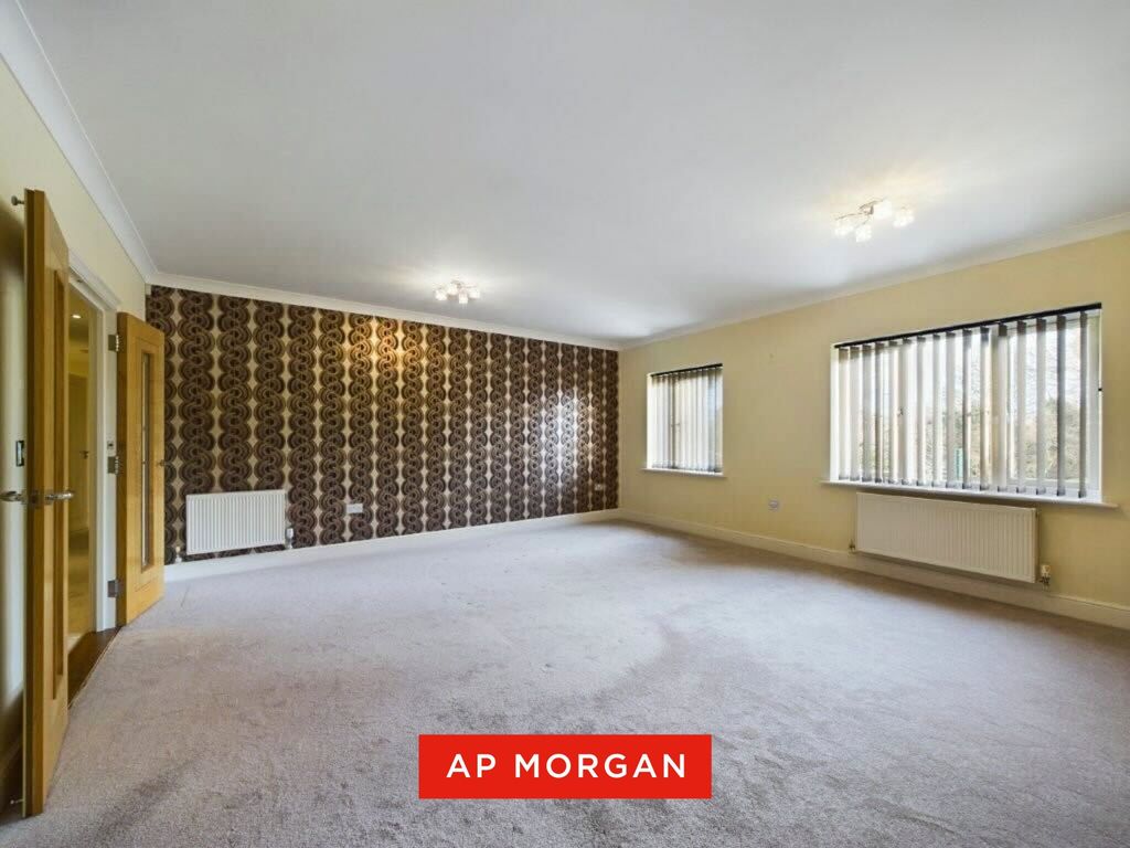 Property photo 2 of 14 Picture No. 15