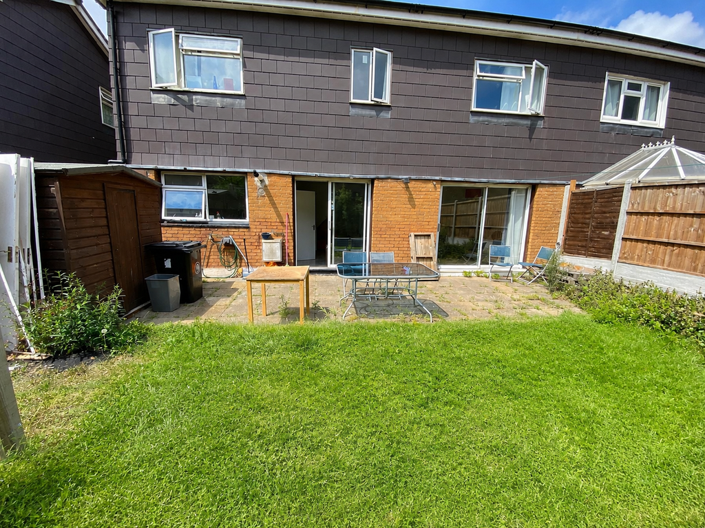 Property photo 3 of 4