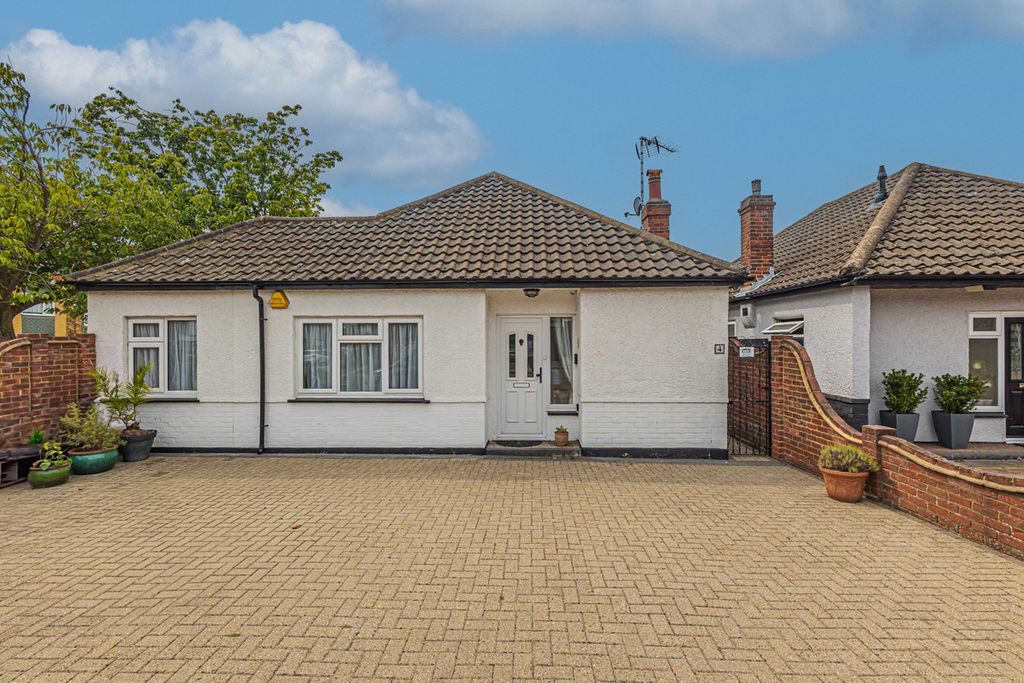 Property photo 1 of 22