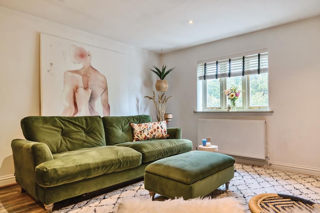 Property photo 3 of 19 Reception Room