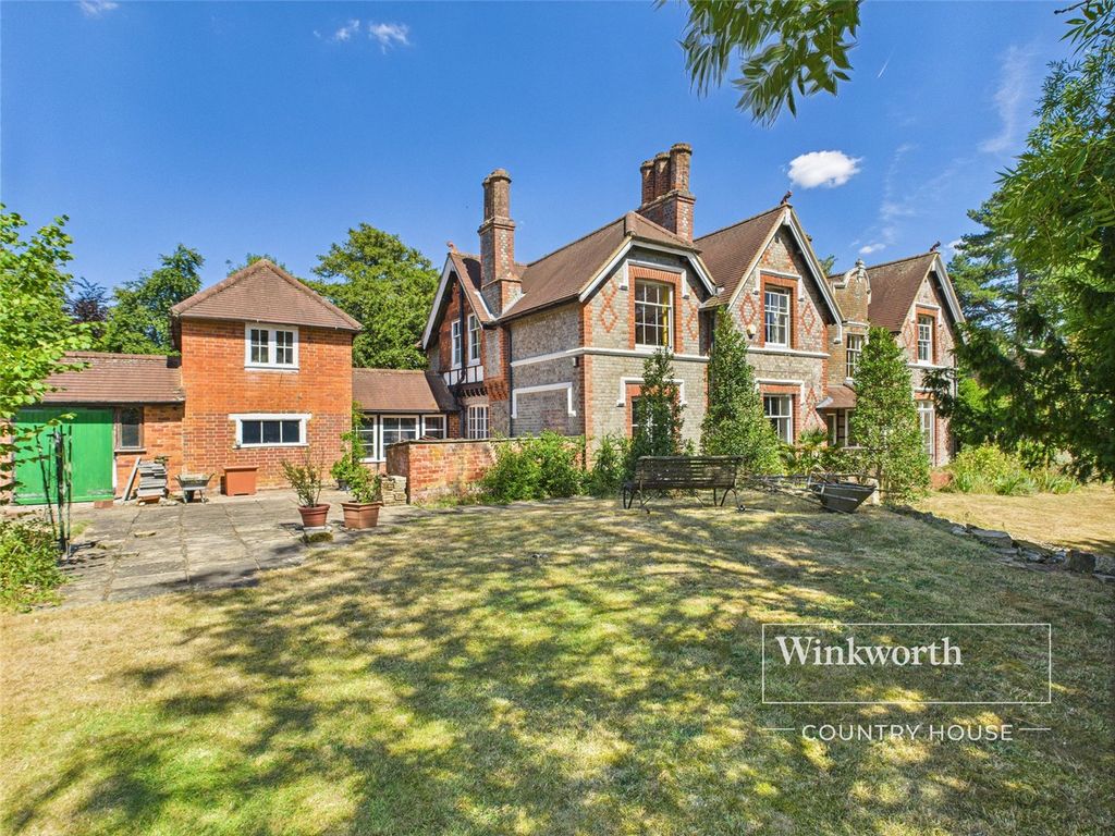 Property photo 1 of 30 Picture No. 22